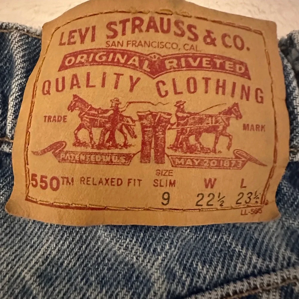 Levi's 550 Denim Shorts Boys 9  Excellent Vintage Relaxed Fit Slim Cut Off Retro